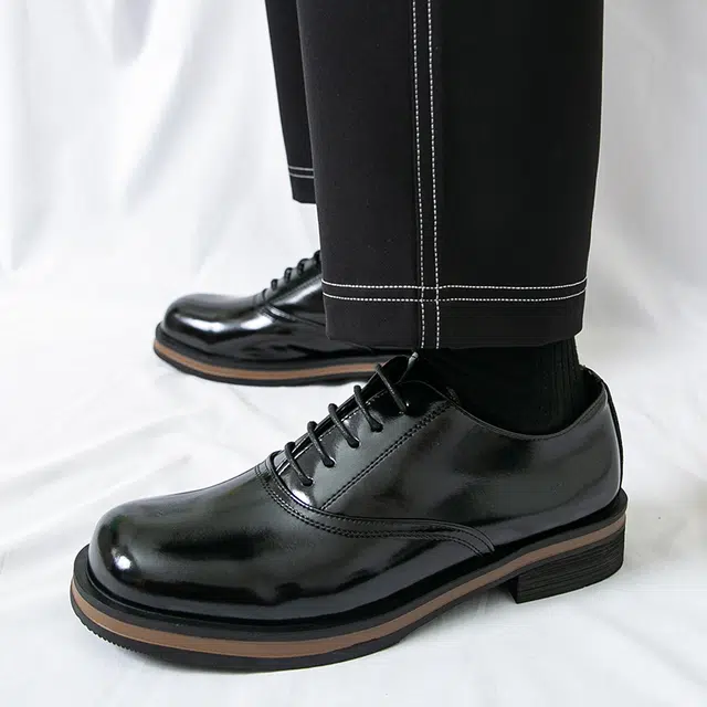 依米奴 高颜值 时尚潮流 脚感舒适 低调百搭 日常通勤 休闲鞋 男款