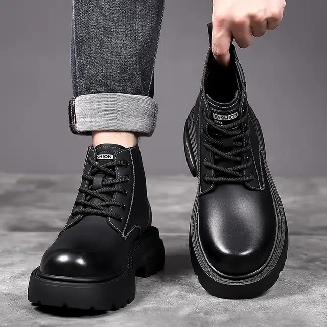 依米奴 牛皮 高颜值 时尚潮流 舒适百搭 日常通勤简约 短筒 马丁靴 男款