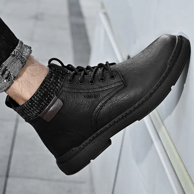 依米奴 牛皮 秋冬靴子男款 经典复古 百搭潮流时尚工装出行 保暖耐磨  短筒 马丁靴