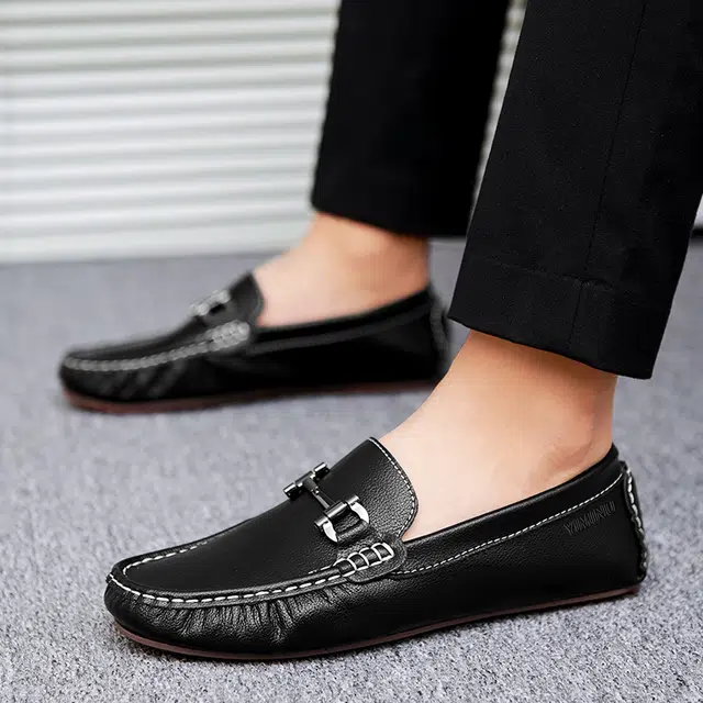 依米奴 高颜值 时尚潮流舒适 日常通勤 简约帅气 休闲鞋 男款