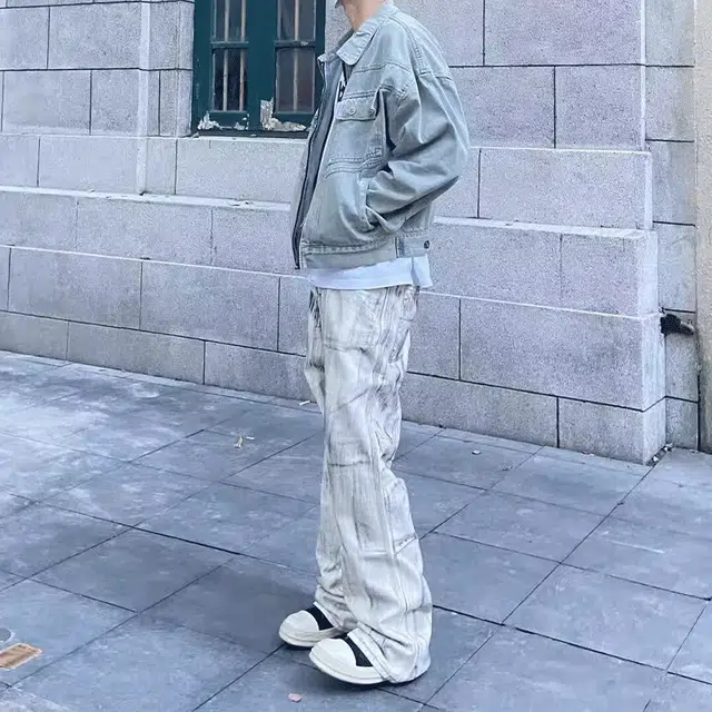 RASHOMONG vibe