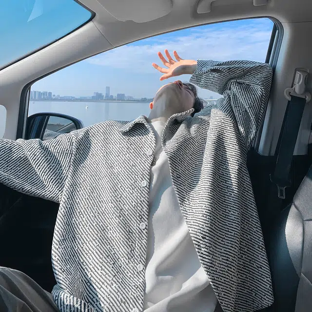 哲源 美式复古简约高街风长袖秋季小香风重磅针织提花条纹设计感上衣潮牌百搭宽松大码日常通勤休闲衬衫 男女同款