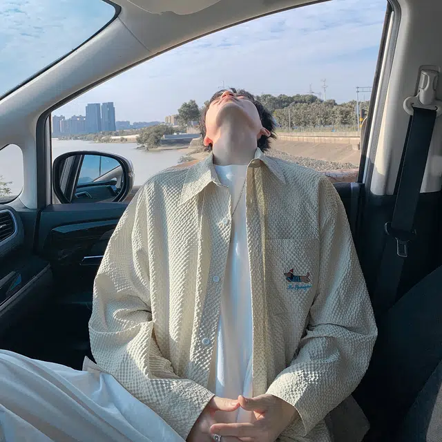 哲源 美式复古学院风纯色简约腊肠狗字母潮牌百搭宽松舒适痞帅休闲长袖衬衫 男女同款