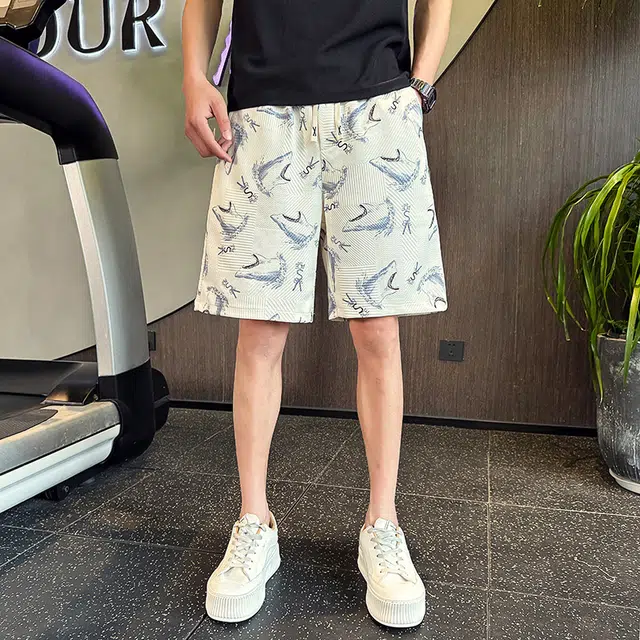 哲源 美式复古高街鲨鱼印花五分裤潮牌阔腿宽松中裤无性别主义青少年篮球运动卫裤日常通勤百搭运动速干休闲短裤 男女同款