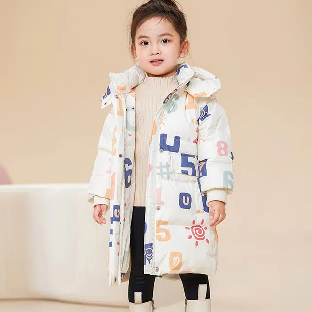雅鹿 可爱百搭加厚保暖羽绒服中小童
