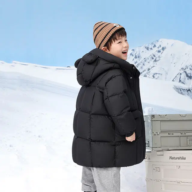 雅鹿 时尚宽松纯色潮流羽绒服中小童