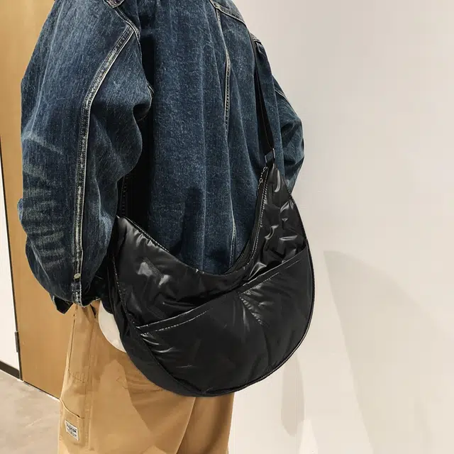 垣途者 潮牌复古秋冬服包韩版大容量单肩包 珠光棉 斜挎包 男女同款情侣款 多色
