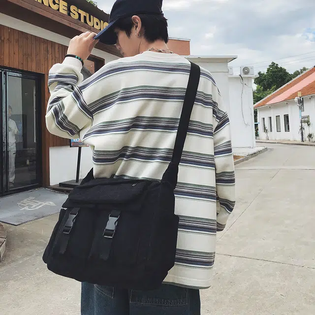 垣途者 工装风通勤百搭 灯芯绒 斜挎包 男女同款情侣款 多色