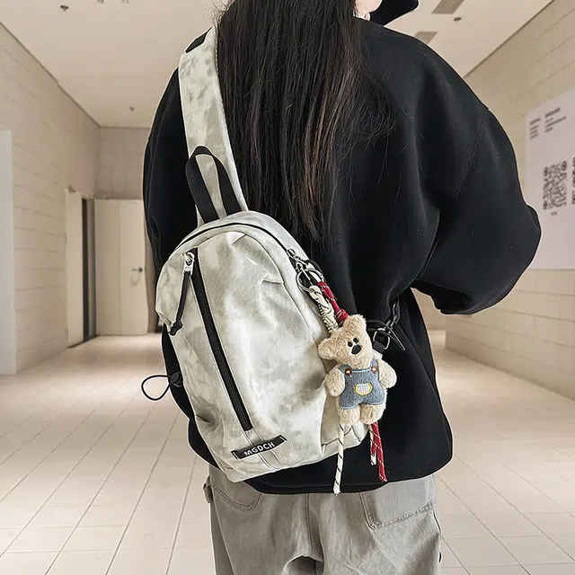 垣途者 潮牌休闲百搭潮牌学生挎包运动骑行包 尼龙 胸包 男女同款情侣款 黑色