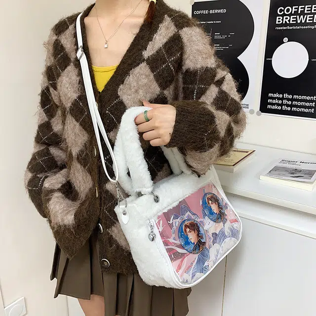 垣途者 二次元痛包日系少女软妹可爱 毛绒 斜挎包 女款 多色