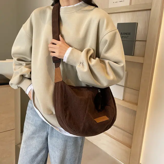 垣途者 休闲潮流百搭 条绒 斜挎单肩包 女款 多色