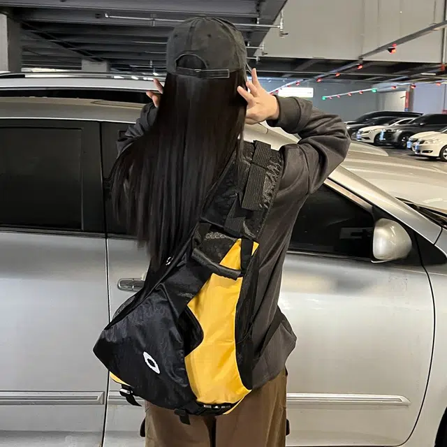 垣途者 潮牌运动胸包大容量街头单肩骑行机车包 尼龙 斜挎包 男女同款情侣款 黄色/红色/黑色
