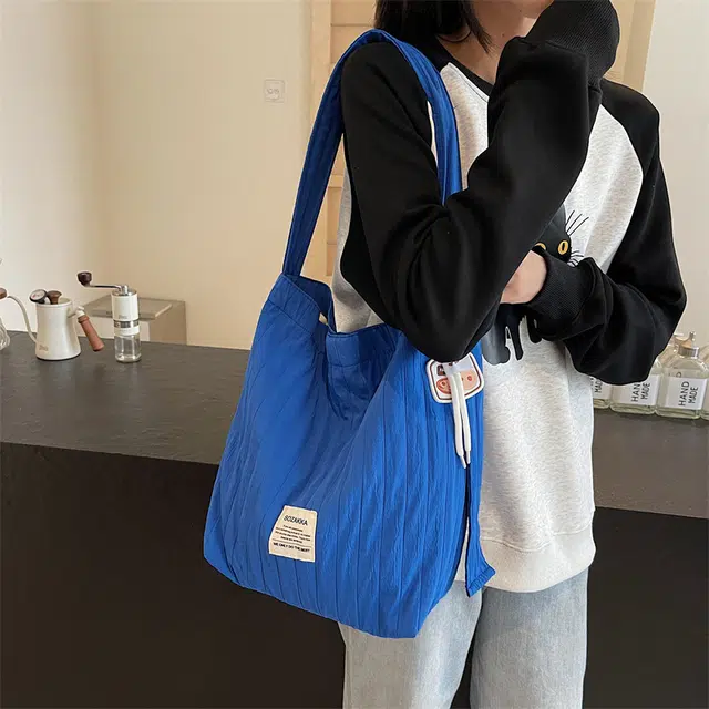 垣途者 休闲简约日常通勤时尚百搭 帆布 帆布单肩斜挎包 女款 红色白色蓝色粉色