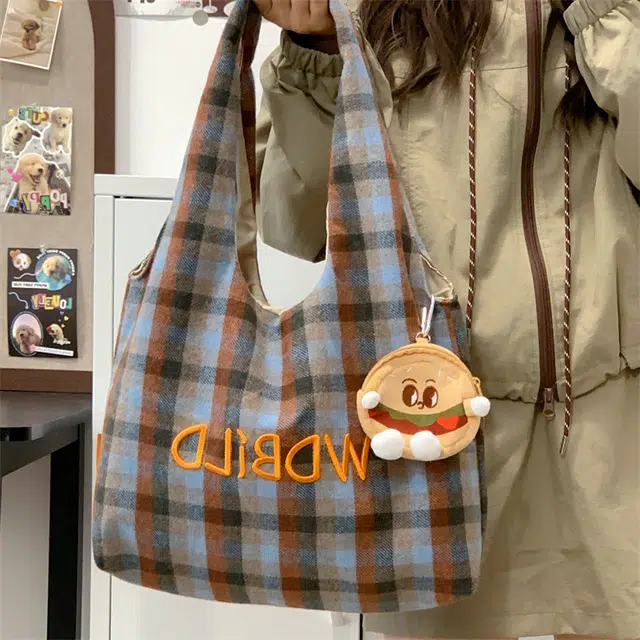 垣途者 日系复古格子休闲韩版刺绣学生上课包 涤纶 单肩包 女款 多色
