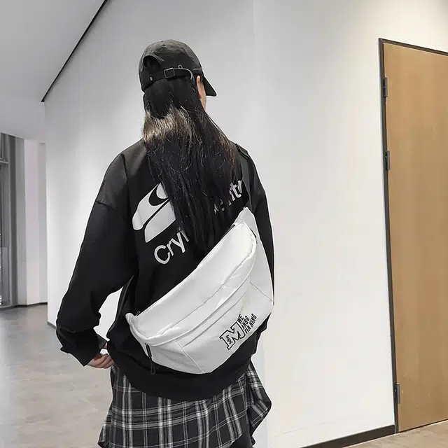 垣途者 日系工装街头休闲运动 尼龙 胸包 男女同款情侣款 白色/黑色/红色/蓝色