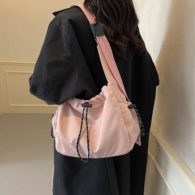 垣途者 高级感通勤休闲 布 斜挎包 女款 多色