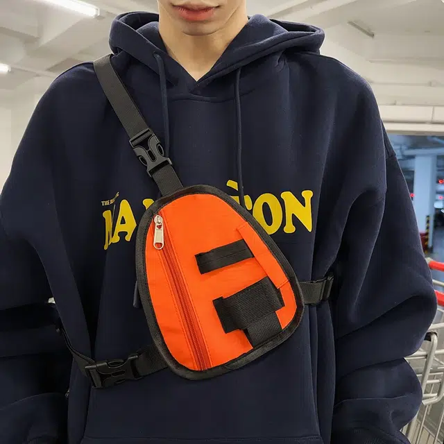 垣途者 港风战术马甲多功能 尼龙 胸包 男女同款情侣款 黑色