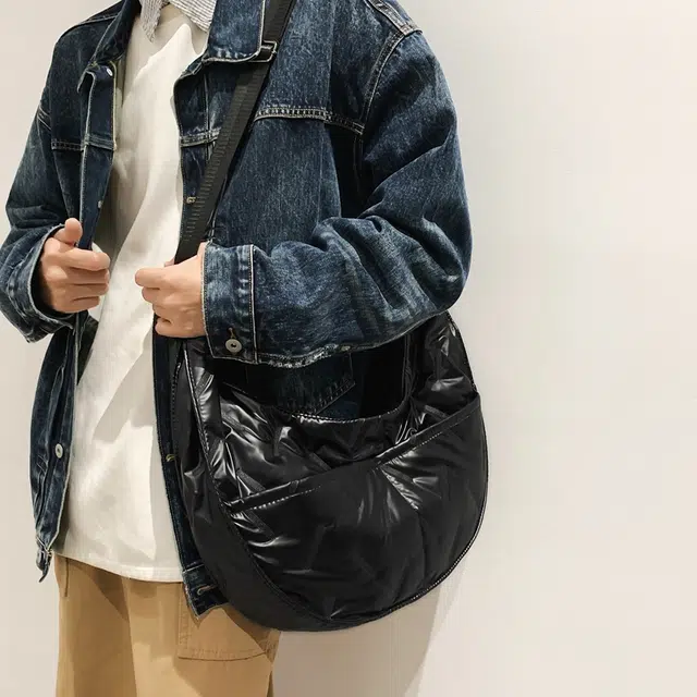 垣途者 潮牌复古秋冬服包韩版大容量单肩包 珠光棉 斜挎包 男女同款情侣款 多色