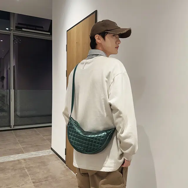 垣途者 小众秋冬时尚潮流 棉 斜挎包 男女同款情侣款 多色