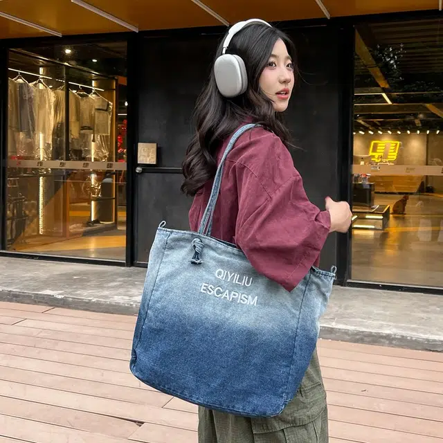 垣途者 韩版森系百搭 牛仔布 斜挎包 女款 多色