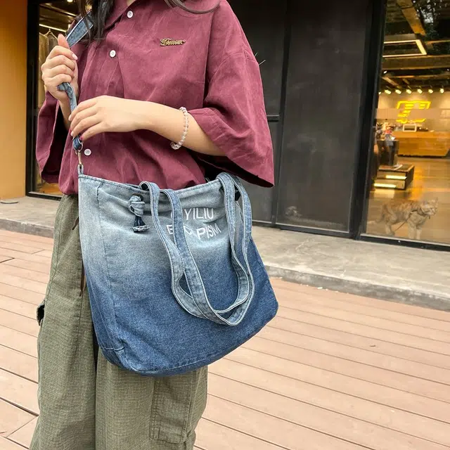 垣途者 韩版森系百搭 牛仔布 斜挎包 女款 多色