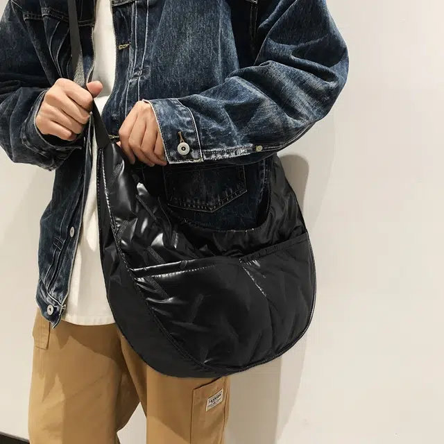 垣途者 潮牌复古秋冬服包韩版大容量单肩包 珠光棉 斜挎包 男女同款情侣款 多色