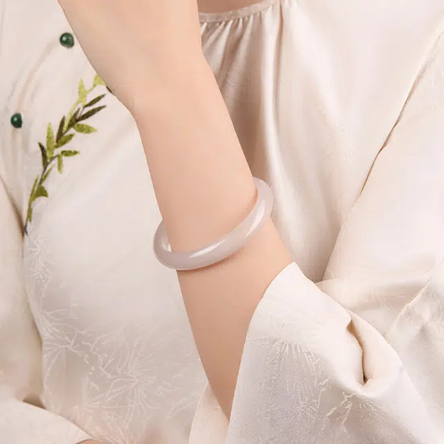 一世倾 经典宽版白月光中式复古汉服正圈圆条荔枝冻美人镯一步一响古风精致素雅气质香槟月光水逆退散好运天然 玛瑙 手镯 男女同款情侣款