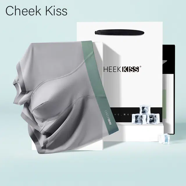 cheekkiss 4