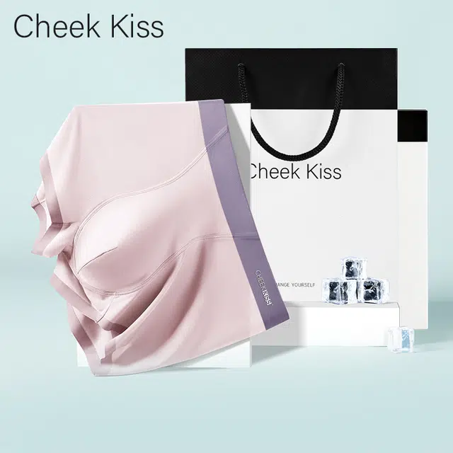 cheekkiss 4