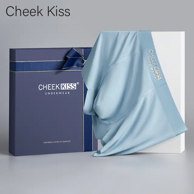 cheekkiss C 2