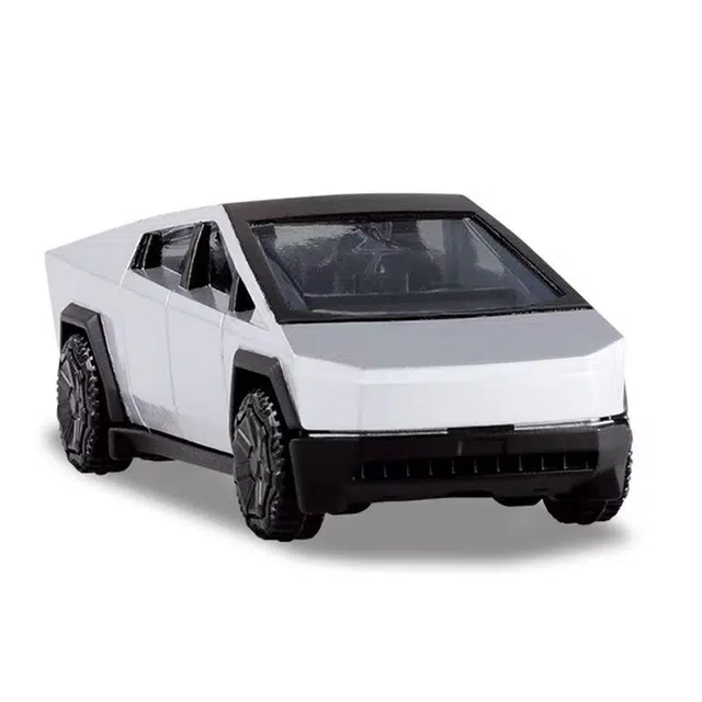 TAKARA TOMY