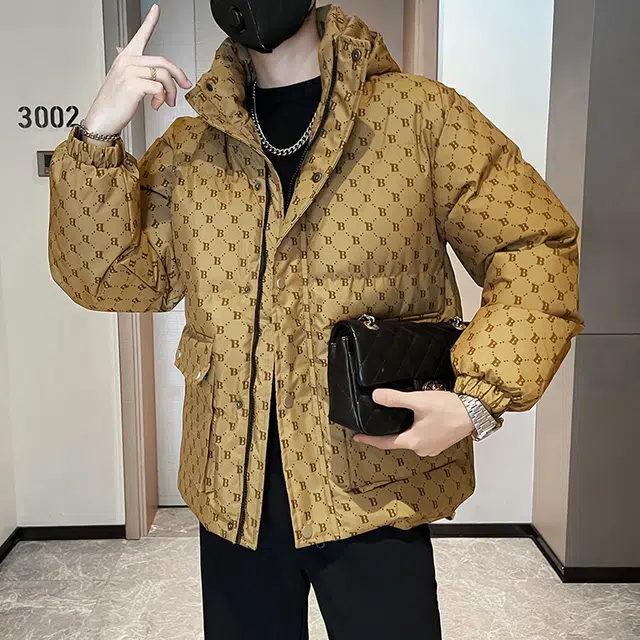 M17 STUDIO B