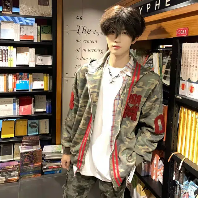 M17 STUDIO oversize08