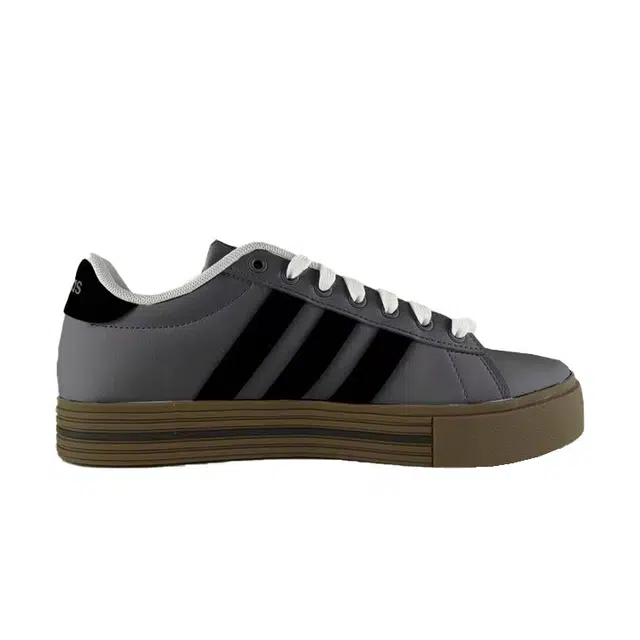 adidas Daily 4.0