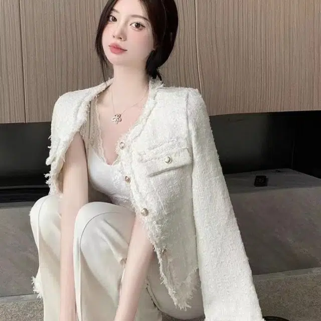 哒头下雨不愁 高级感小香风气质百搭长袖开衫截短上衣 女款