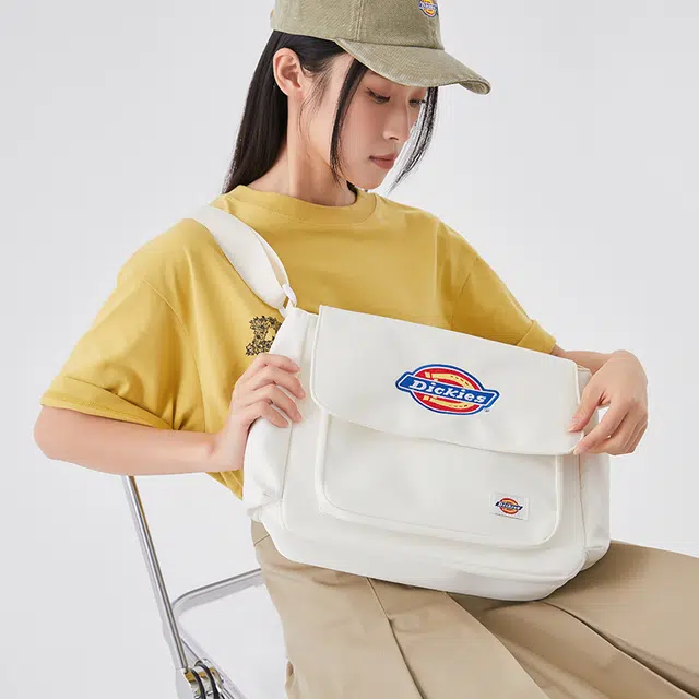 Dickies Logo