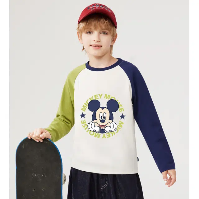 DisneyT
