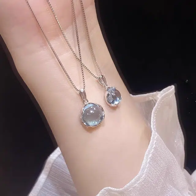 琢玉居 新中式 海洋蓝 精致轻奢 小众高级感设计个性时尚吊坠 显白搭配配饰 琉璃 项链 女款