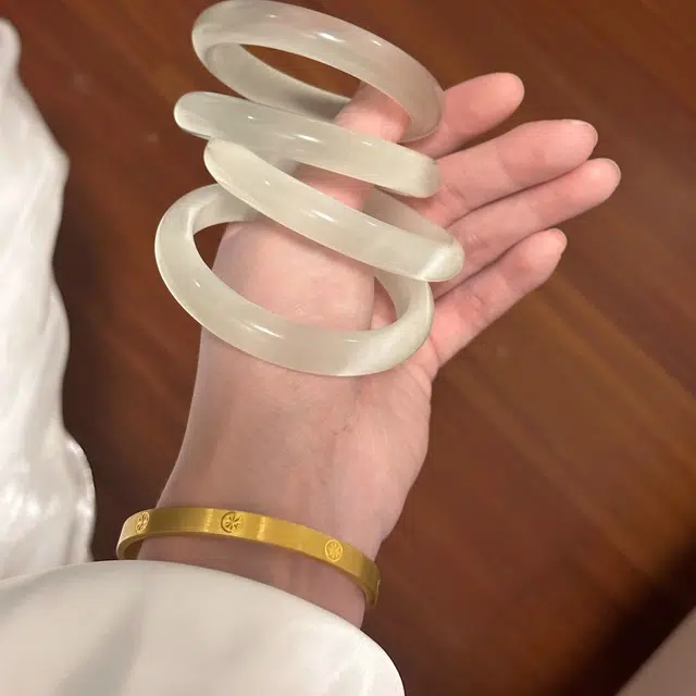 【收藏赠精致小元宝】 琢玉居 新中式古典白月光 学院风 香槟金 夏日显白 温婉高级感 好运 琉璃 玉石手镯 女款