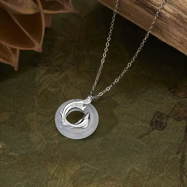 琢玉居 新中式国潮设计 好运锦鲤 日常百搭配饰 通勤 学生穿搭 琉璃 项链 女款