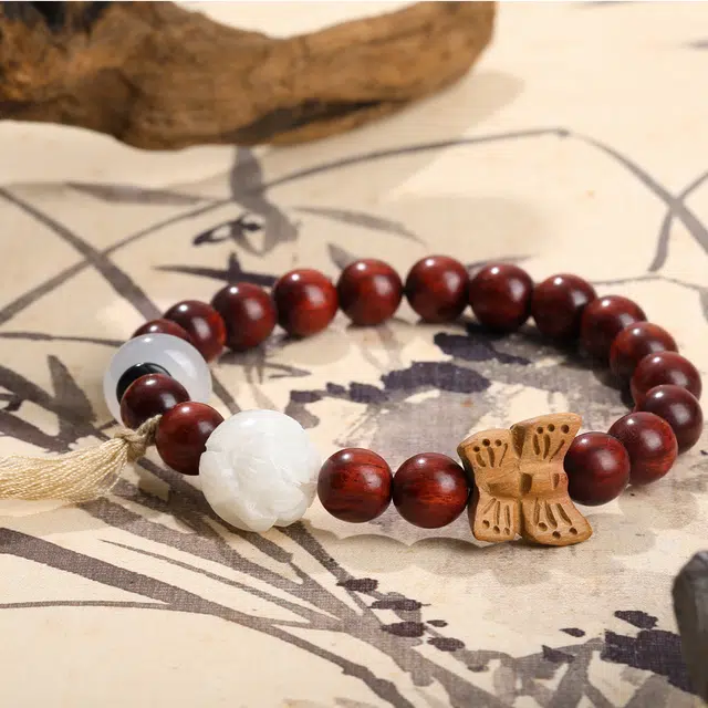 琢玉居 蝴蝶莲花 好运莲莲 小众复古国潮配饰 招财转运 好运 檀木 手串 男女同款情侣款