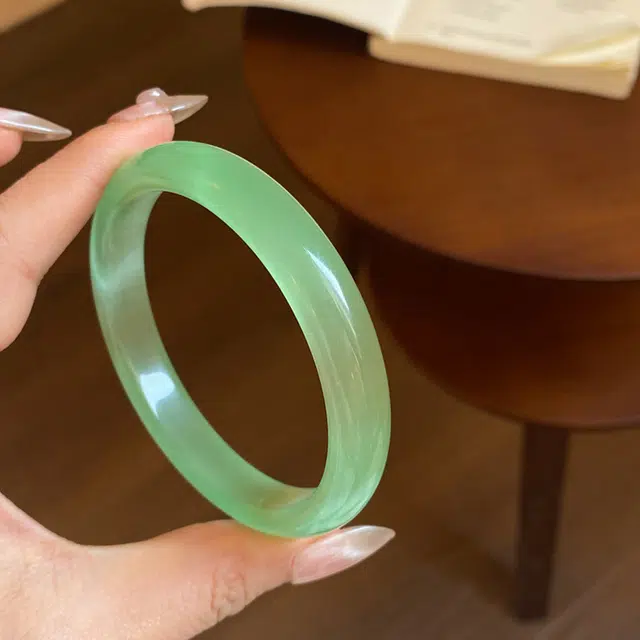 【收藏赠精致小元宝】 琢玉居 新中式古典白月光 学院风 微光薄荷 夏日显白 温婉高级感 好运 旗袍汉服配饰 琉璃 手镯 女款