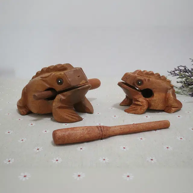 【可发声 听取蛙声一片】 琢玉居 青蛙木雕 手工雕刻 木鱼 创意发声玩具 柴木 摆件 男女同款情侣款
