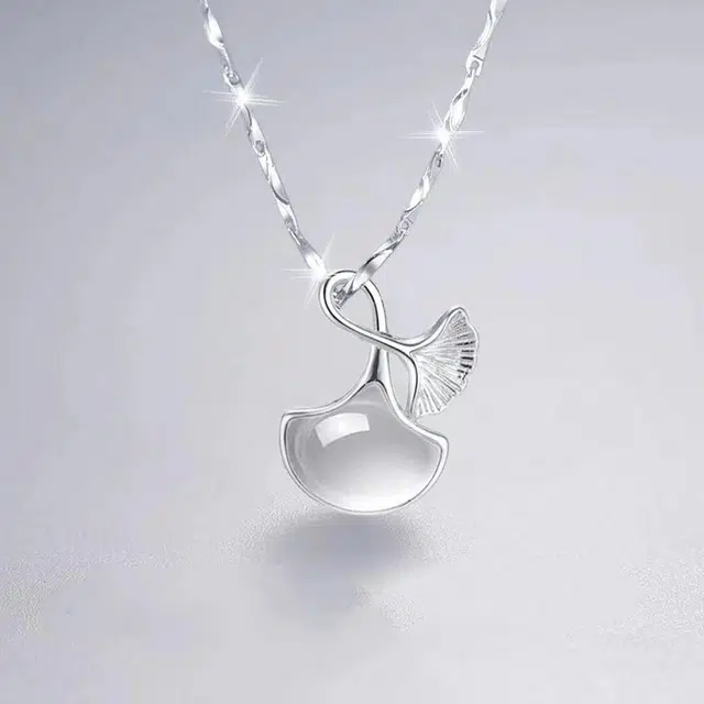 琢玉居 三生有杏 杏叶吊坠 新中式设计 精致高级感 日常百搭配饰 学生 琉璃 项链 女款