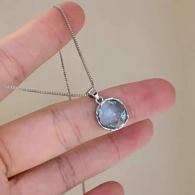 琢玉居 新中式 海洋蓝 精致轻奢 小众高级感设计个性时尚吊坠 显白搭配配饰 琉璃 项链 女款