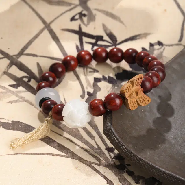 琢玉居 蝴蝶莲花 好运莲莲 小众复古国潮配饰 招财转运 好运 檀木 手串 男女同款情侣款