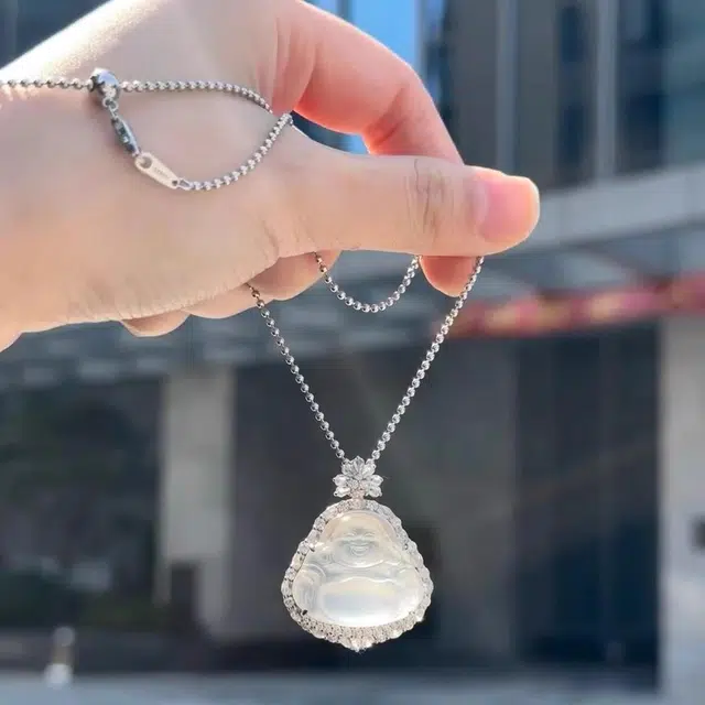 琢玉居 喜笑弥勒佛 新中式本命年大肚佛 温润平安#好运 琉璃 吊坠 女款