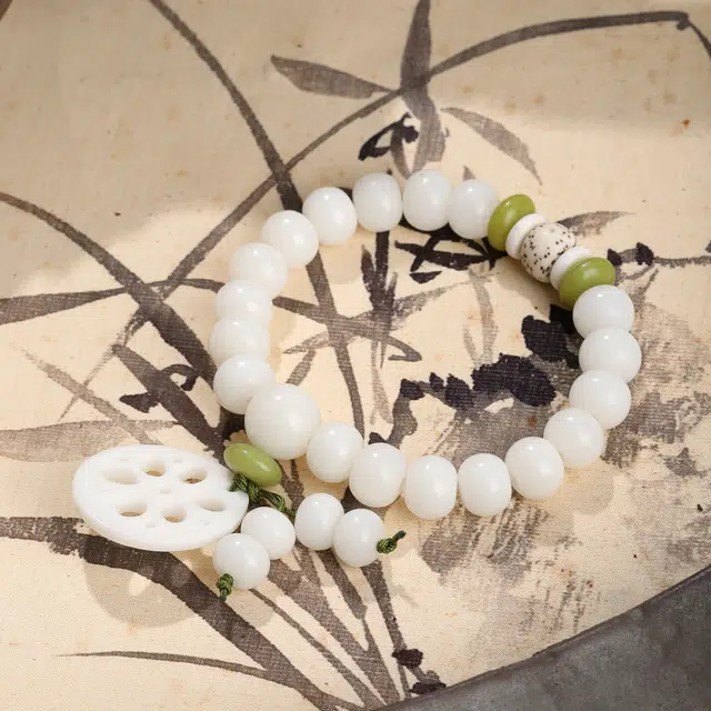 【佳"偶"天成】 琢玉居 莲藕 复古国潮 轻奢高级感 显白 转运珠 文玩佛珠 念珠把件 #好运 菩提子/菩提籽 手串 男女同款情侣款