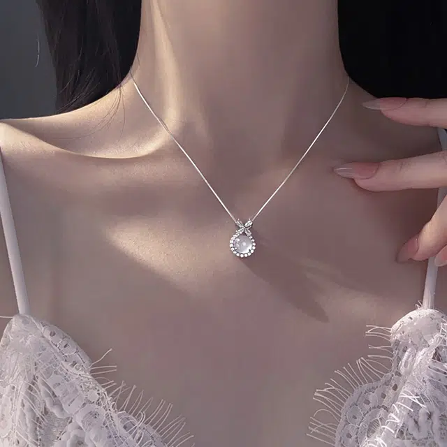 琢玉居 甜美小清新 蝴蝶结 可爱风 轻奢高级感 日常通勤百搭配饰 学生 琉璃 项链 女款