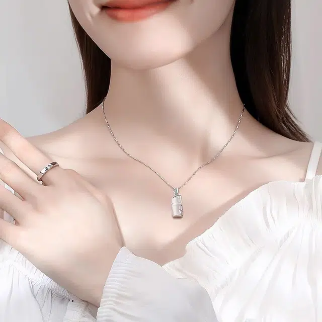 S925